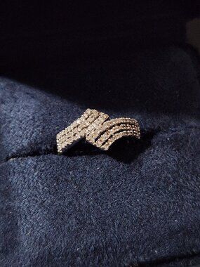 See VID VTG .65ctw Natural Diamonds Crossover Knot 925 Silver Ring Sz 7.25